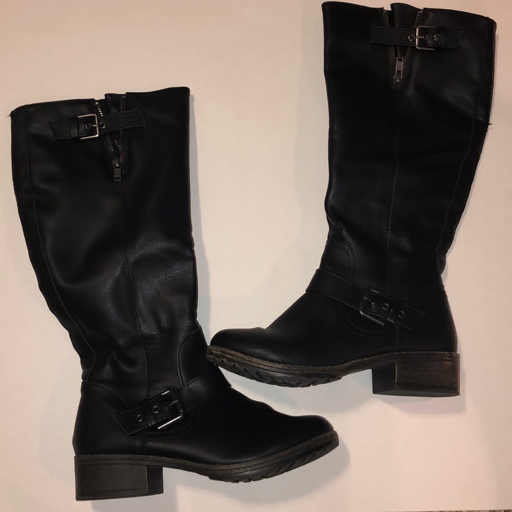 Black Boots